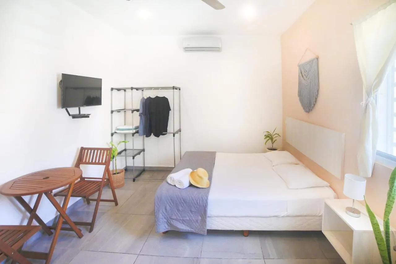 Almond Suites Playa del Carmen Lägenhet